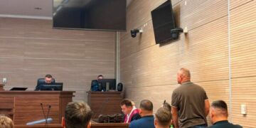 Millorad Gjokoviq përballet me fjalët përfundimtare në procesin për krime lufte.