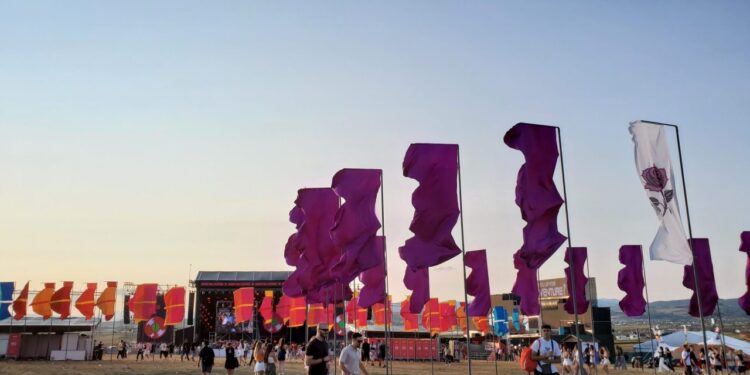 Festivali që pushton Kosovën – gjithçka gati për edicionin e radhës të Sunny Hill.