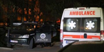 “Tragjedi në Istog: Motoçiklisti humb jetën pas përplasjes së rëndë me kamionin”..