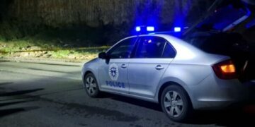 I ranë ziles, u hap dera dhe hynë me armë – katër grabitës futen në një banesë në Prishtinë.