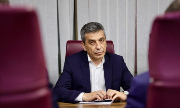 Mexhiti për kosovarët që vdiqën në aksidentin në kufi: Tragjedi e rëndë, po punojmë për kthimin e trupave të pajetë në Kosovë.