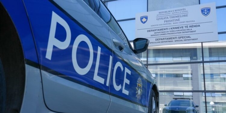 Në kërkim prej vitesh, 21-vjeçari arrestohet pas ndjekjes policore në Shtime.