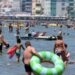 Vdes turistja 30-vjeçare në Vlorë, u dërgua në gjendje të rëndë në spital pas zhytjes.
