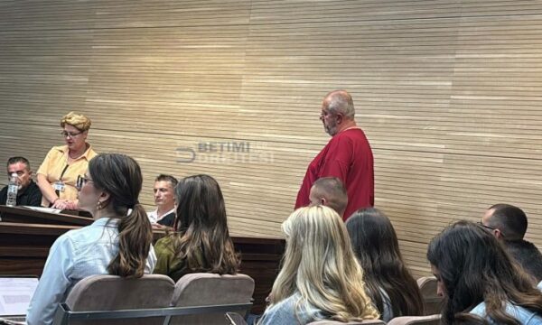 “S’ndihem fajtor”, deklarohet i pafajshëm ish-pjesëtari të MUP-it serb i akuzuar për krime lufte në Vushtrri