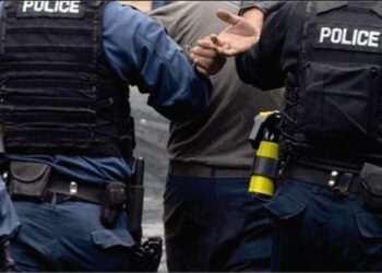 Arrestohet një burrë në Gjakovë për dhunë në familje, bashkëshortja dërgohet për trajtim mjekësor.