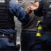 Arrestohet një burrë në Gjakovë për dhunë në familje, bashkëshortja dërgohet për trajtim mjekësor.