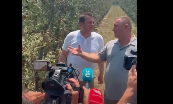 Fermeri paralajmëron ministrin Muja: Nëse nuk përkrahemi, asnjë zyrtar s’ka me shkel më në këtë tokë.
