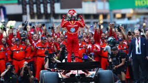 Formula 1/ Leclerc triumfon në Silverstone, Ferrari rikthehet te fitorja pas një gare dramatike
