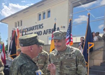 Jashari merr pjesë në ceremoninë e ndërrimit të komandës së USAREUR-AF, ritheksohet partneriteti strategjik FSK-SHBA