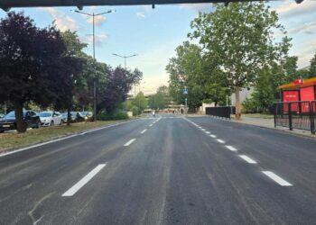 Përfunduan punimet në gjysmën e parë të rrugës “Fehmi Lladrovci”, sonte hapet për qarkullim