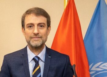 Hoxha i përgjigjet Vuçiçit: Marrëveshja Shqipëri–Kosovë–Kroaci nuk është justifikim për militarizimin e rajonit