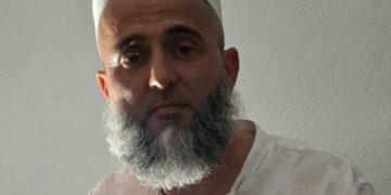 Vrasja e hoxhës në Dragash: Prokuroria kërkon paraburgim për babë e bir.