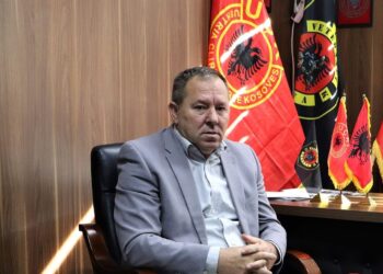 Gucati paralajmëron padi ndaj atyre që fyejnë UÇK-në dhe veteranët.
