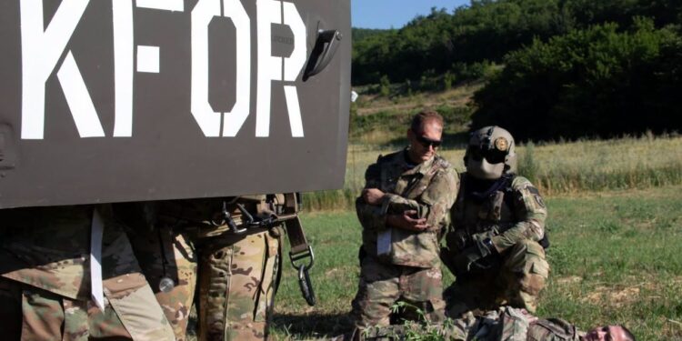 KFOR zhvillon stërvitje për reagim ndaj rrëzimit të avionit në afërsi të Bondsteel-it