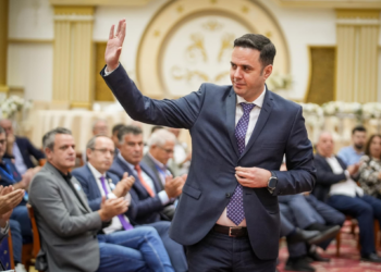 Abdixhiku nesër përballet me votën e 344 delegatëve: Si qëndron raporti i forcave pro dhe kundër?