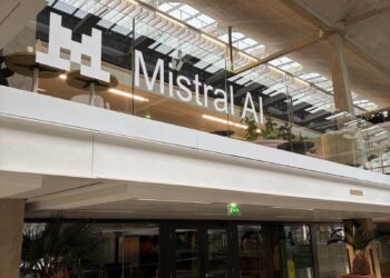 Çfarë është Mistral AI? Gjithçka që duhet të dini për rivalin evropian të OpenAI
