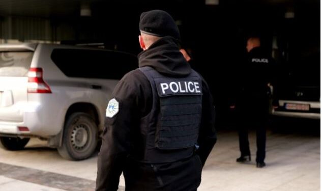 Aksion i madh kundër krimit të organizuar: Arrestohen 9 persona, sekuestrohen para, armë e vetura.