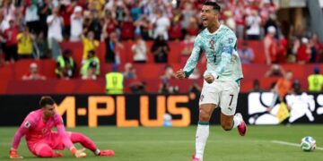 Botërori 2026: Spanja kalon bindshëm Austrinë, Portugalia përmbys Kroacinë – në 1/8 finale super derbi iberik