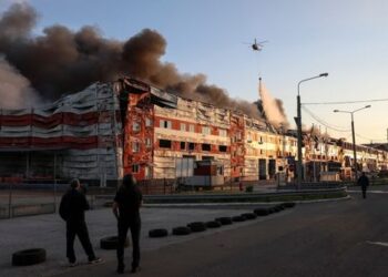 Rusia sulmon Ukrainën me raketa dhe dronë, një i vrarë dhe 16 të plagosur