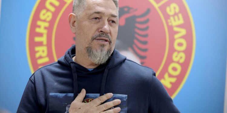 Lushtaku dhe të tjerët shpallen të pafajshëm në akuzën për kërcënim të dëshmitarëve.