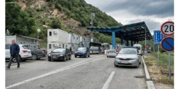 “Kapet në hyrje të Kosovës me dokumente të qytetarëve të tjerë, nis hetimi ndaj një kosovari”..