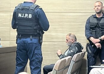 Ish-polici Shaqir Lutvija dënohet me 10 vjet burgim për krime lufte në Prizren.