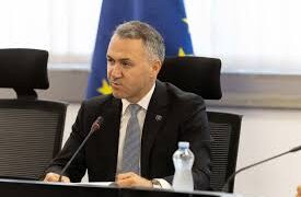 Zulfaj: Kosova rrezikon të humbë mbi 100 milionë euro nga fondet e BE-së nëse vazhdon bllokada institucionale
