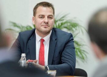 Protesta e fermerëve e “detyron” ministrin për takim, çfarë pritet tani?