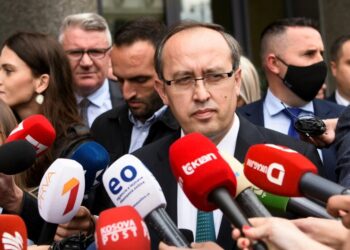 Hoti: Do t’i nënshtrohemi vullnetit të Kuvendit të jashtëzakonshëm, nuk është kundër askujt.