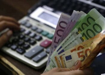 KREDITËT BËHEN MË TË SHTRENJTA: Bankat komerciale në Kosovë rrisin normat e interesit në 6.8%