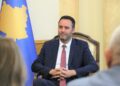 Konjufca optimist pas takimit me Osmanin e Abdixhikun: Besoj që LDK-ja do t’i rregullojë punët e veta.