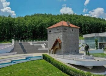 Dëmtohet objekti në Kompleksin Memorial “Zahir Pajaziti”, rasti nën hetime.