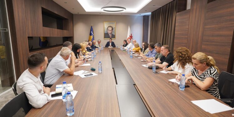 Kuvendi i Jashtëzakonshëm i LDK-së, pritje të mëdha dhe frikë nga tensionet.