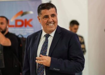 Haziri shmanget nga pozicionimi: Flet për historikun e partive, por jo për krahun që përkrah në LDK