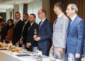 Kryeministri serb mbledh në drekë shtetet që nuk e njohin Kosovën.