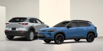 Mazda CX-30 Turbo apo Toyota Corolla Cross Hybrid? Sportivja kundër racionales
