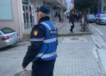 Të shtëna me armë ndaj ekipit të KRU “Mitrovica”, Policia nis hetimet.