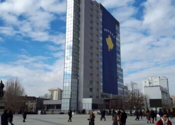 Rritja e çmimeve, shqetësimi kryesor i qytetarëve të Kosovës për vitin 2027.