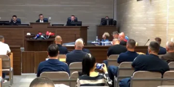 “Dëshmi të reja në rastin Ibër Lepenc? Seanca ndërpritet pas provave të reja të ADN-së”.