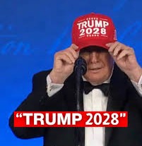 Trump shfaqet me kapelën “Trump 2028”: Paralajmëron synimin për një mandat të tretë presidencial
