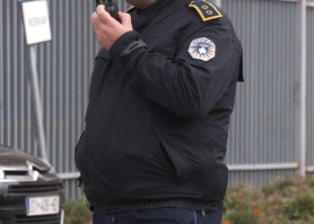 Prizren: Nëna raporton në polici zhdukjen e vajzës dhe djalit të saj.