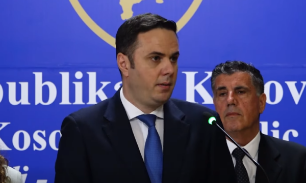 Abdixhiku falënderon Kurtin dhe LVV-në për “konstruktivitetin” në bisedime për kandidatin për President.