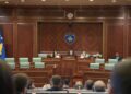 Hoti: Dërgimi i moskonstituimit të Kuvendit në Kushtetuese mund të jetë në interes të VV’së, por duhet dërguar urgjentisht.