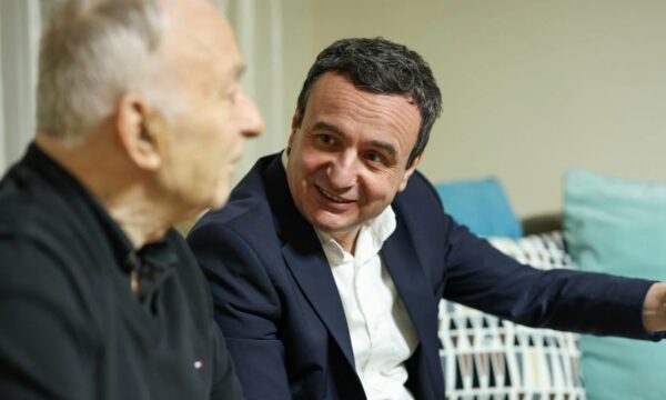 Kurti kujton Eqrem Kryeziun: “Në takimin e fundit diskutuam këndshëm për Kosovën”