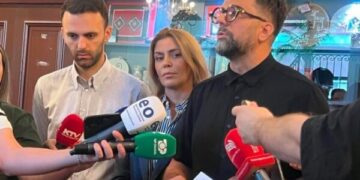 “Skandaloze, po nënshtrohet administrata” – PDK kundërshton deklaratën e Kuvendit, paralajmëron ankesë