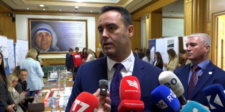 Konjufca optimist për marrëveshje me LDK-në: Do të negociojmë për pozitat e larta.