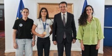 Kurti pret boksieren Donjeta Sadiku: “Fitorja në Taranto 2026 është historike”