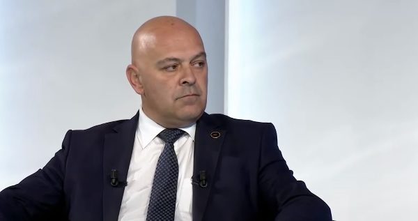 Aleanca refuzon takimin me Kurtin, publikohet ftesa dërguar Ardian Gjinit
