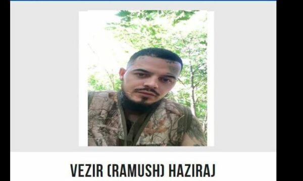 “Vrasje në tentativë”: Policia kërkon ndihmë për gjetjen e të dyshuarit.