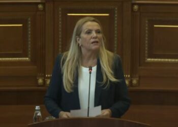 Pas vizitës së Kurtit në IML, Time Kadriaj kërkon drejtësi për Astrit Deharin